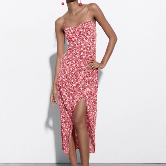 Zara Red Floral Maxi dress - Picture 4 of 11